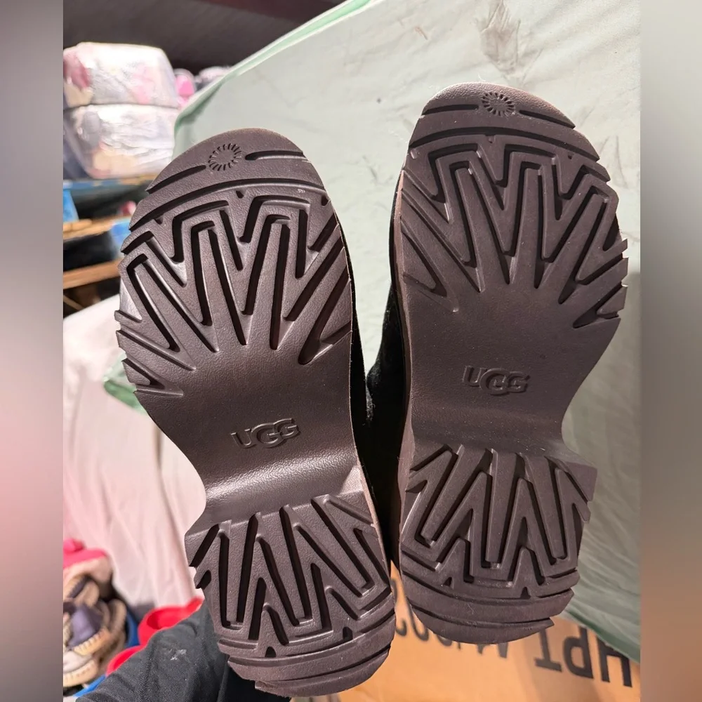 UGG Black Platform Classic Mini Boots | Shearling Lined | Chunky Sole | Women’s - Picture 6 of 7